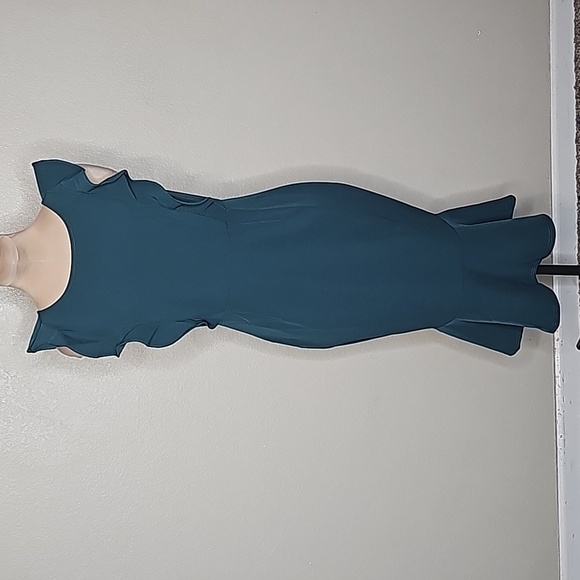 NWT Lulu's Medium Hearts Aflutter Ruffled Bodycon Midi Dress Green - Picture 2 of 12